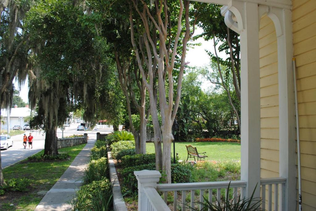 Lakeside Inn On Lake Dora Mount Dora Extérieur photo